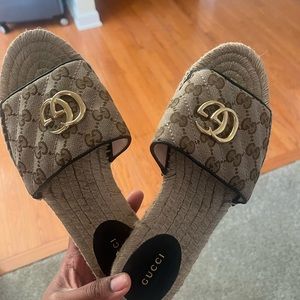 GUCCI SANDALS